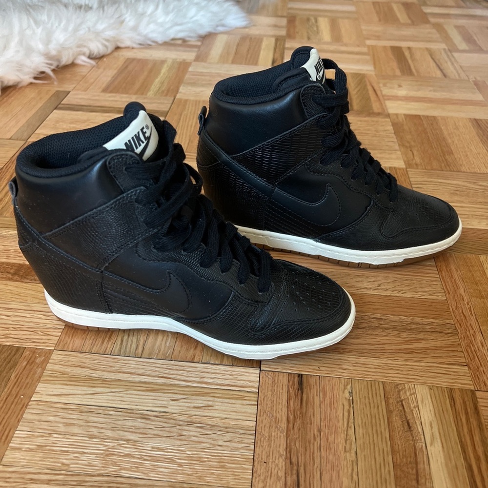 Nike Dunk Sky High Black Women’s Size 7 Sneakers